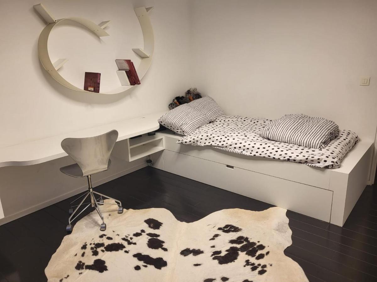 Gezellige Moderne Woning Met Zwemvijver Halle  Exterior foto